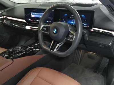 BMW 5 SERIES - 3