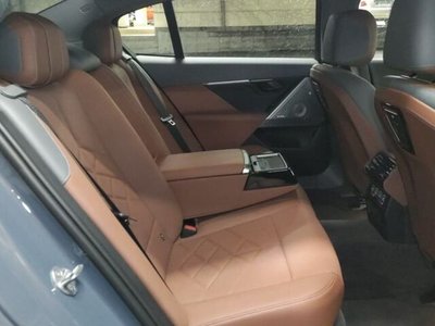 BMW 5 SERIES - 6