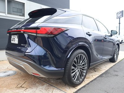 صورة 7 لـ 2024 Lexus RX