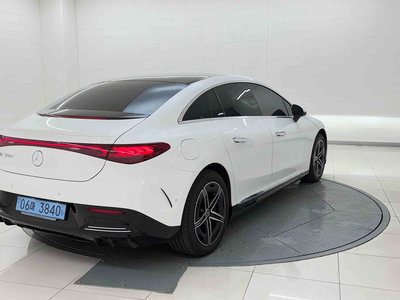 MERCEDES-BENZ EQE - 6