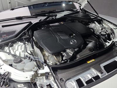 MERCEDES-BENZ E-CLASS - 7