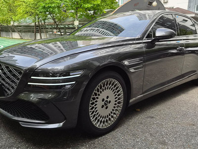 2025 Genesis G80 (RG3) — фото 3