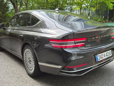 2025 Genesis G80 (RG3) — фото 7