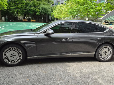 2025 Genesis G80 (RG3) — фото 5