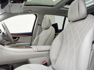 MERCEDES-BENZ EQS - 10