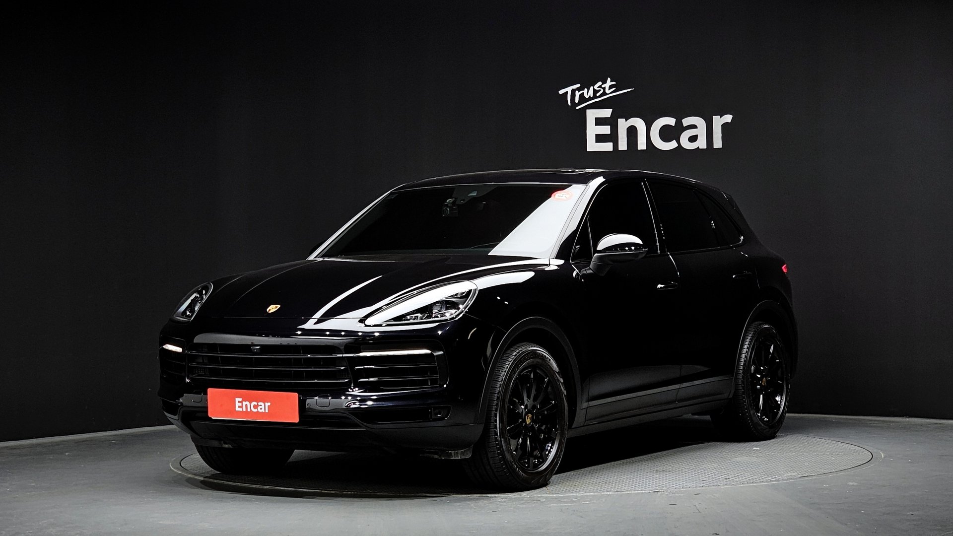 PORSCHE CAYENNE - View 1