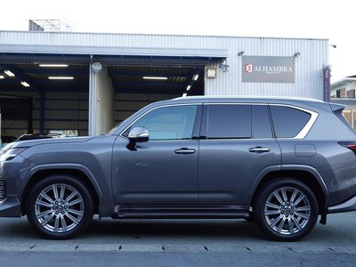 LEXUS LX - 8