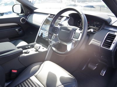 2025 LAND Rover DISCOVERY — фото 8