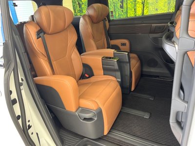 2024 Toyota VELLFIRE photo 9