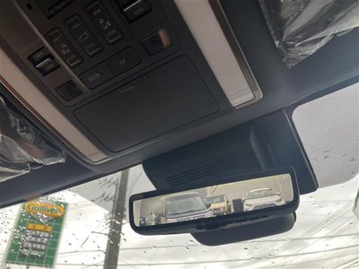 TOYOTA VELLFIRE - 10