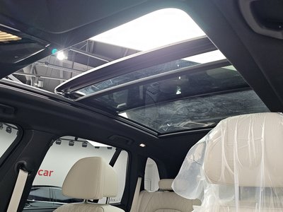 2025 BMW X5 thumbnail 18
