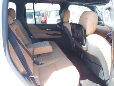 LEXUS LX - 7