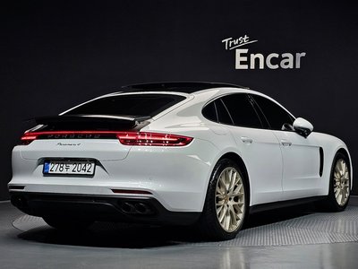 2020 Porsche PANAMERA 照片 4
