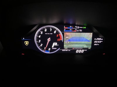 LAMBORGHINI HURACAN - 5