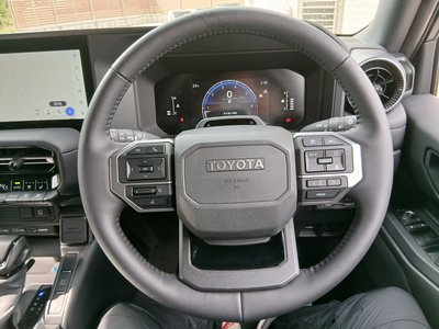 TOYOTA LAND CRUISER 250 - 9