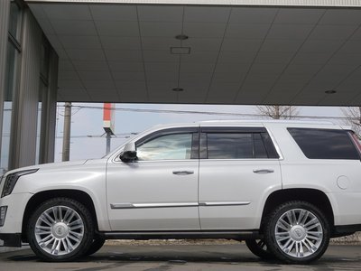 CADILLAC ESCALADE - 10