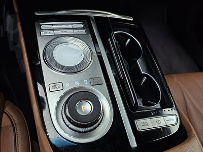 GENESIS G80 (RG3) - 9