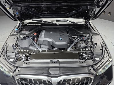صورة 7 لـ 2025 BMW 5 SERIES