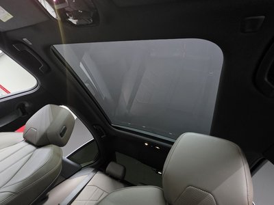 2025 BMW 5 SERIES thumbnail 19