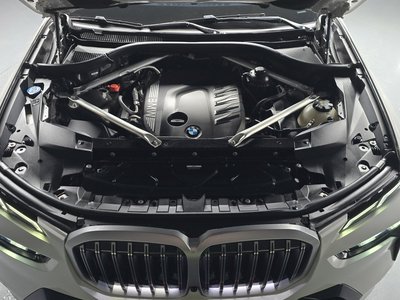 BMW X7 - 7