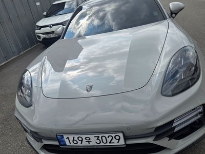 صورة 1 لـ 2023 Porsche PANAMERA