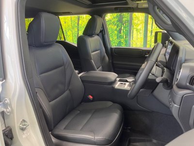 TOYOTA LAND CRUISER 250 - 8