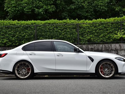 BMW M3 SEDAN - 8