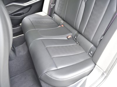 صورة مصغرة 38 لـ 2024 BMW M3 SEDAN