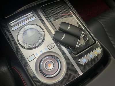 GENESIS G80 (RG3) - 9