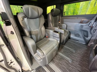 2023 Toyota ALPHARD photo 10