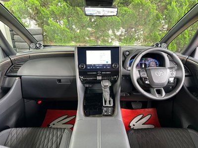 TOYOTA ALPHARD - 4