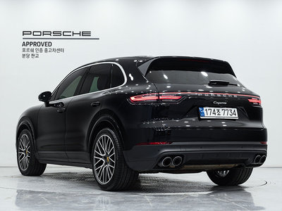 PORSCHE CAYENNE - 4