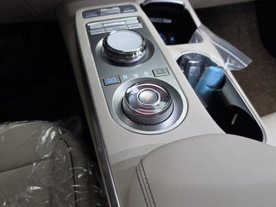 صورة مصغرة 12 لـ 2021 Genesis GV70