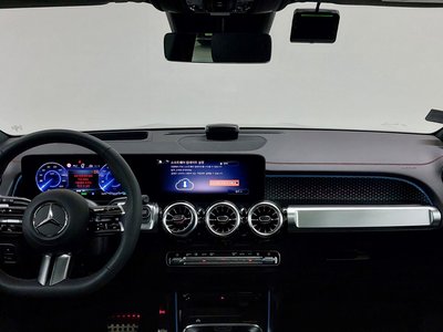 2025 Mercedes-BENZ EQB 照片 4