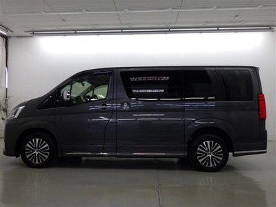 TOYOTA GRAND ACE - 4