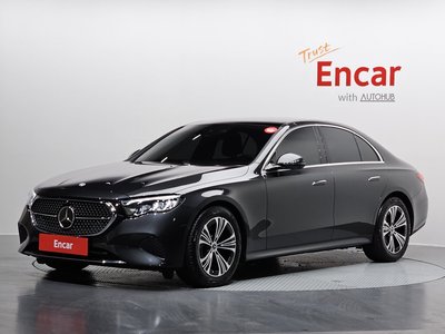 MERCEDES-BENZ E-CLASS - 1