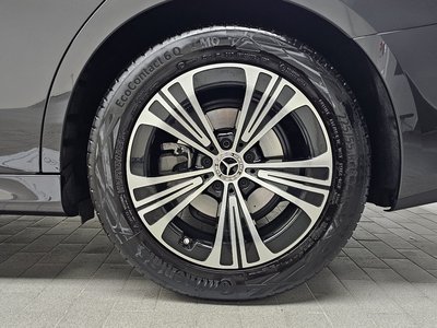 MERCEDES-BENZ E-CLASS - 6