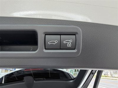 صورة مصغرة 18 لـ 2025 Lexus RX