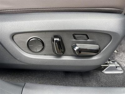 صورة مصغرة 55 لـ 2025 Lexus RX