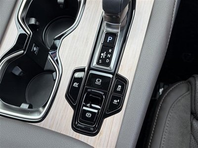 صورة مصغرة 37 لـ 2025 Lexus RX