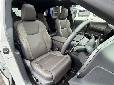 صورة مصغرة 12 لـ 2025 Lexus RX