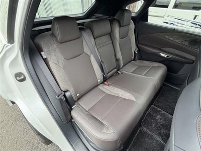 صورة مصغرة 15 لـ 2025 Lexus RX