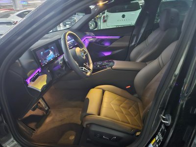 صورة 9 لـ 2025 BMW I5