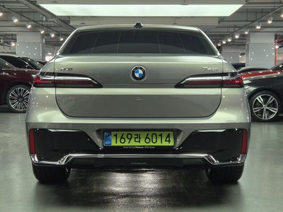 BMW 7 SERIES - 2