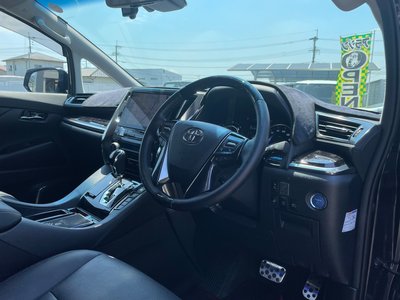 2022 Toyota ALPHARD — фото 7