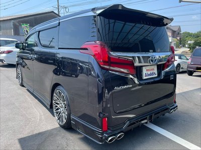 2022 Toyota ALPHARD — фото 5