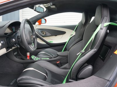 2017 MCLAREN 540C COUPE — миниатюра 19