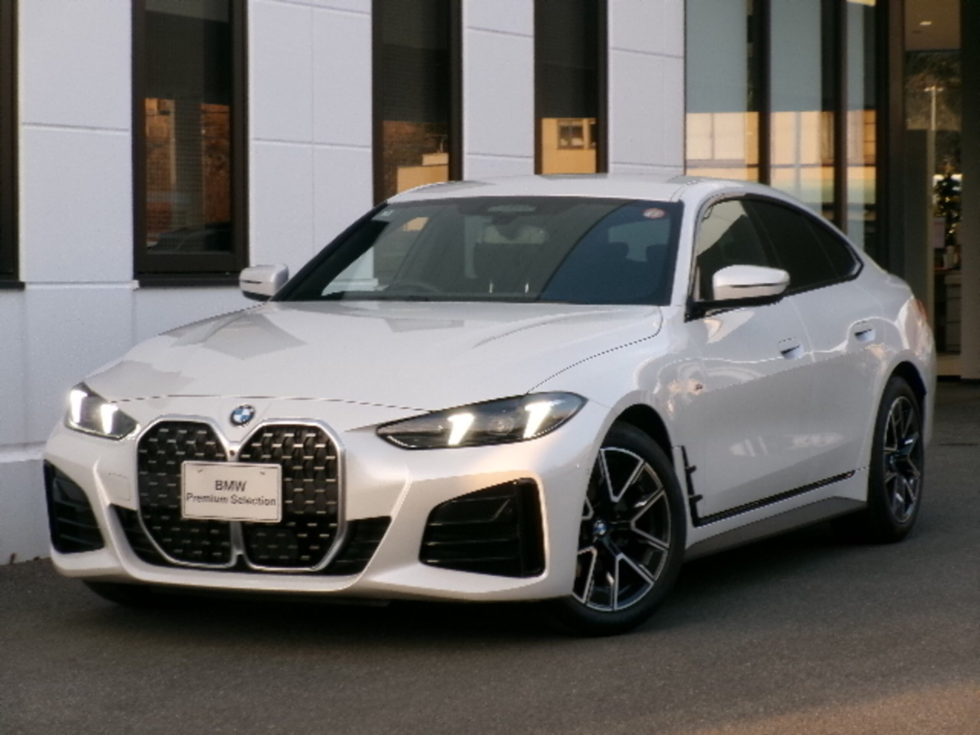 BMW 4 SERIES GRAN COUPE - View 1