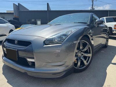 NISSAN GT-R