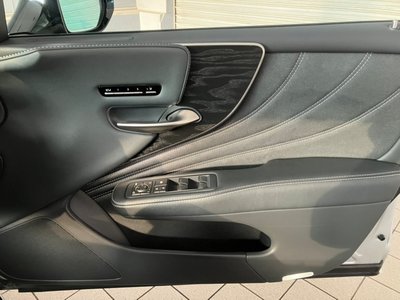 صورة مصغرة 11 لـ 2021 Lexus LS